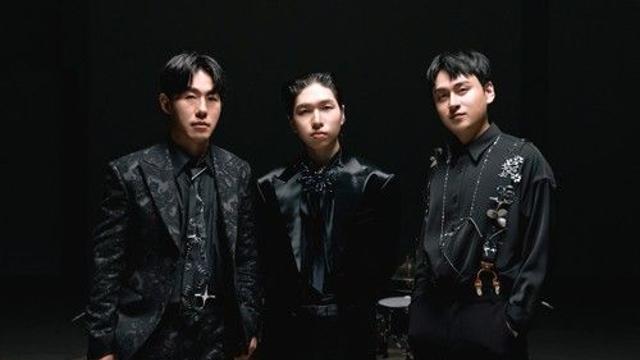 트리오로 풀어낸 '슈퍼노바'…