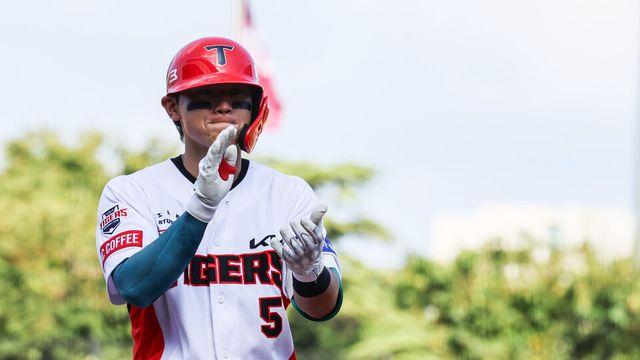 KIA, KT 꺾고 매직 넘버 '1'로 줄여… 김도영은 멀티 홈런으로 40홈런-40도루 도전 이어가