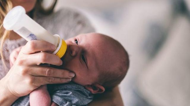 생후 100일 딸에 '졸피뎀 분유' 먹여 살해…40대 친부 징역 8년 확정