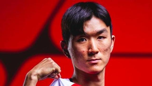 황인범, 생일날 페예노르트 데뷔 준비 