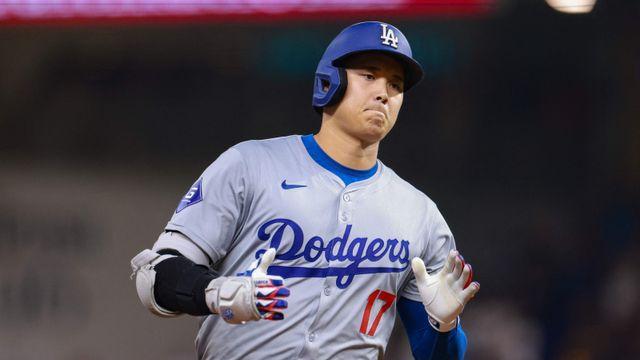 오타니 48호 홈런 터졌다, 추신수 넘고 신기록···전인미답 50-50 달성 초읽기