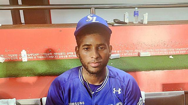 구자욱 거르고 나를 택해? 9회 분노의 스리런 '쾅'…디아즈 