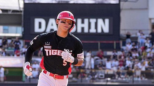 KIA 김도영, 시즌 135번째 득점…KBO리그 최다 타이