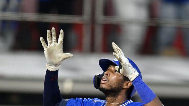 통산 팀 홈런 1위 의미 더해준 팬…삼성, 5300호 기념구 찾은 사연