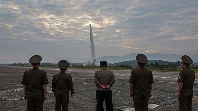 김정은 군사행보 北주민에게 알리지 않은 배경은…
