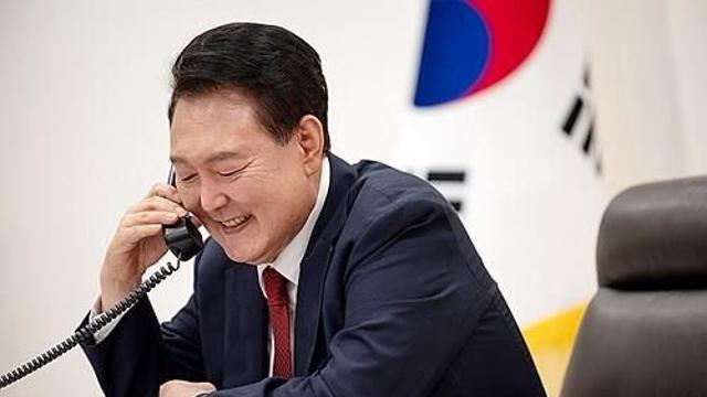 윤 대통령 “최종 계약 체결과 사업 성공 위해 체코 정부와 긴밀히 소통할 것”