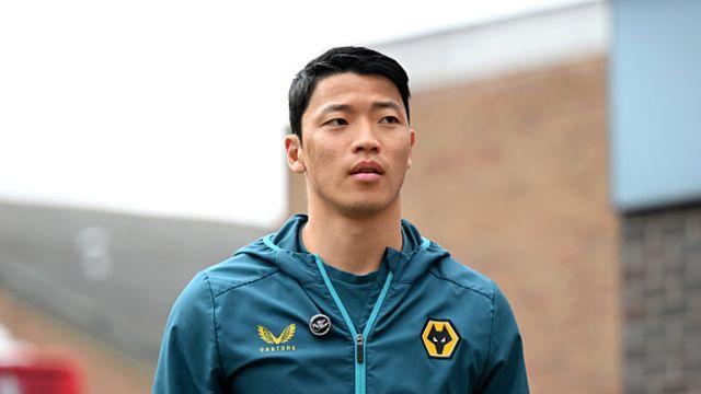 ‘황희찬 어쩌나’ 선발 출전→또 침묵…지역지는 “이번 시즌 울버햄튼 최악의 선수” 혹평까지