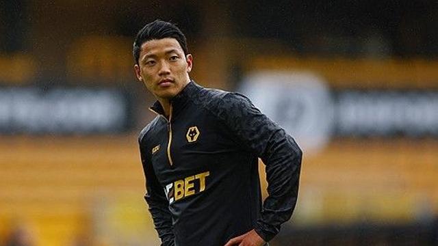 황희찬, 최고 연봉인데 벤치…