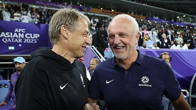 히딩크가 한국대표팀 감독 추천했던 아널드, 호주대표팀서 물러난다…3차예선 1무1패 부진 뒤 하차