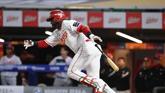 타격왕+GG 도전 가능한데, 에레디아는 '팀'이 우선이다…