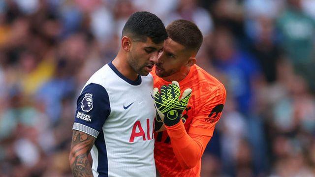 '이건 오심인데?'...창조 선방 비카리오, 핸드볼 파울에도 '노 카드'→포스텍은 