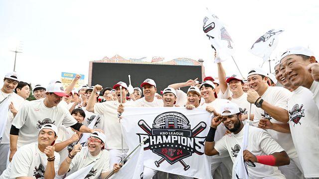 '우승 트로피 온다' KIA, 25일 홈 최종전서 KS 출정식 및 팬 감사 이벤트…자동차 경품까지