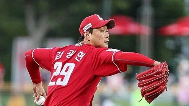 '김광현 역투·박지환 홈런' SSG, 6연승…한 달 만에 5위 도약