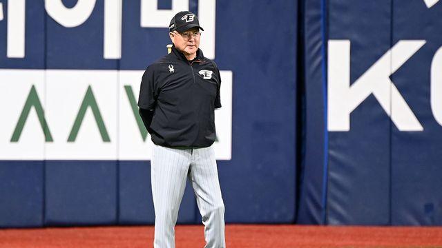 한화 야수진, 무한 경쟁 시작...MOON 