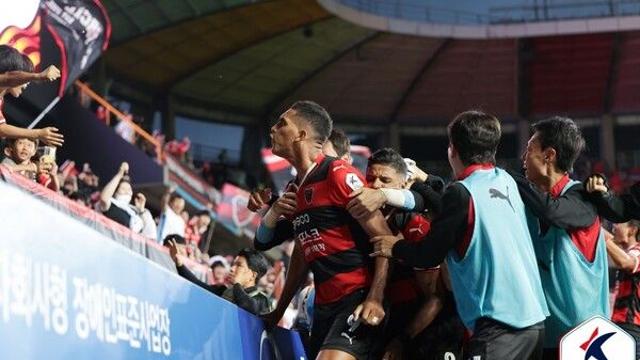 프로축구 포항, 강원 꺾고 6연패 탈출… 파이널A 확정