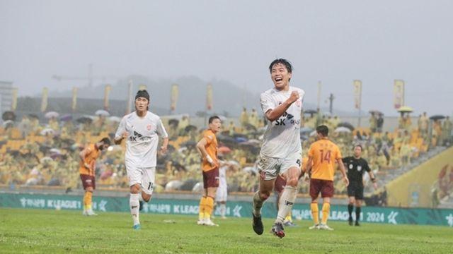 '강등권 위기' 제주Utd 광주 원정 2-0 승리 