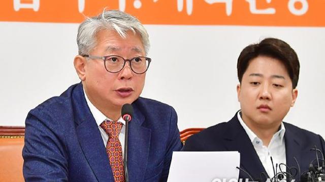 조응천 