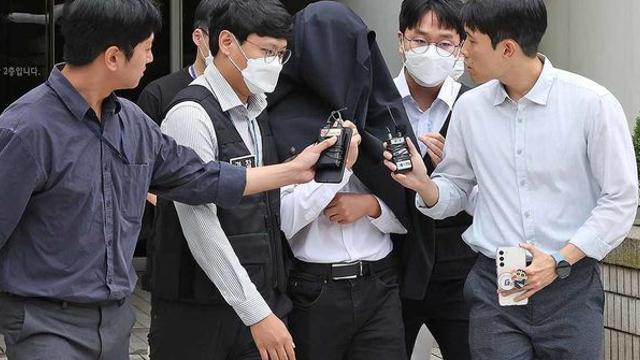 의료계 블랙리스트 작성해 구속된 의사, 지금 '돈벼락' 맞고 있다 (이유)