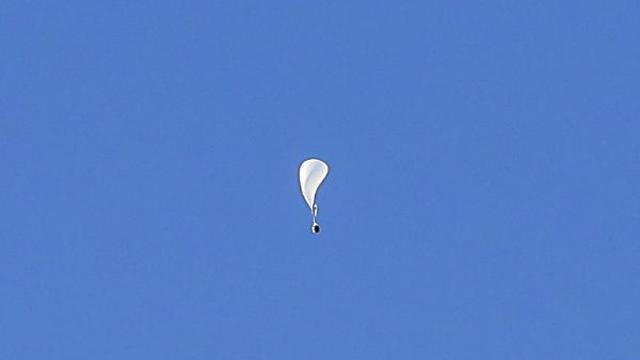 인천공항 이착륙 일시 중단 해프닝… 북한 '쓰레기 풍선' 낙하 여파