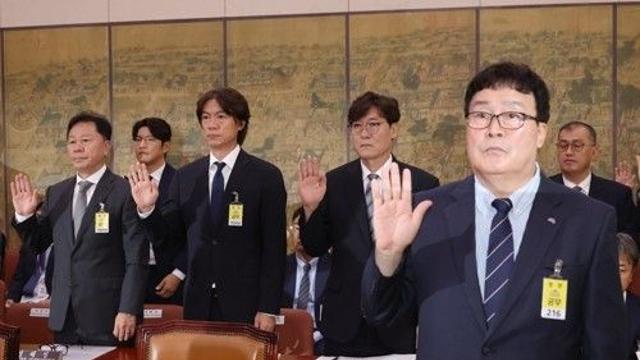 배드민턴협회장, 국가대표 신발 브랜드 강제 규정에 