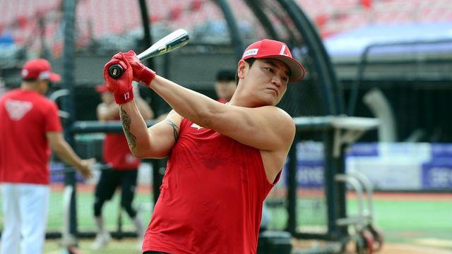 SSG 이숭용 감독 “추신수에게 마지막 홈경기에서 최소 한 타석 출전 부탁”