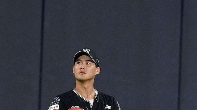 배정대, 실점의 빌미를 제공하는 포구 실책