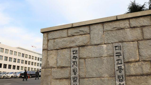 치료비 부담에… 40년 돌본 장애아들 살해한 아버지