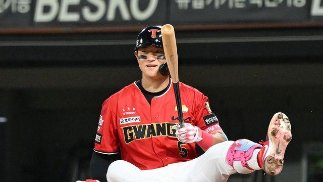 김도영, 와이스→반즈→하트? 왜 외인 에이스만 계속 만나나…'토종 최초 40-40' 쉽게 허락 안 한다