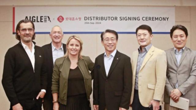 롯데홈쇼핑, 프랑스 패션 브랜드 '에이글' 독점 판권 계약...에비뉴엘 첫선
