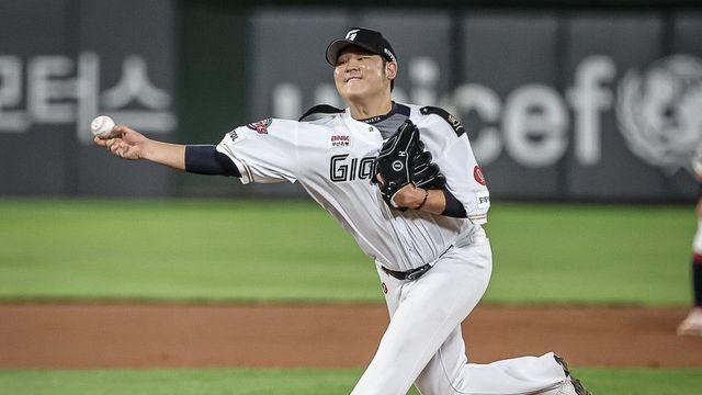 '114일 만에 선발승' 롯데 한현희 