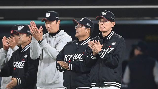 '3연승→공동 5위 확보' 이강철 감독 