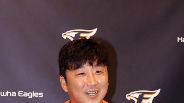 ‘굿바이 고무팔!’ 한화 정우람, 29일 선발등판 끝으로 현역 은퇴…“많은 사랑 받고 간다”