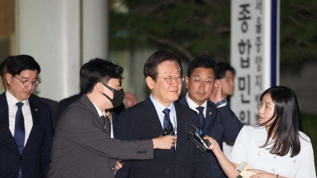 이재명 '위증교사' 징역 3년 구형…李 