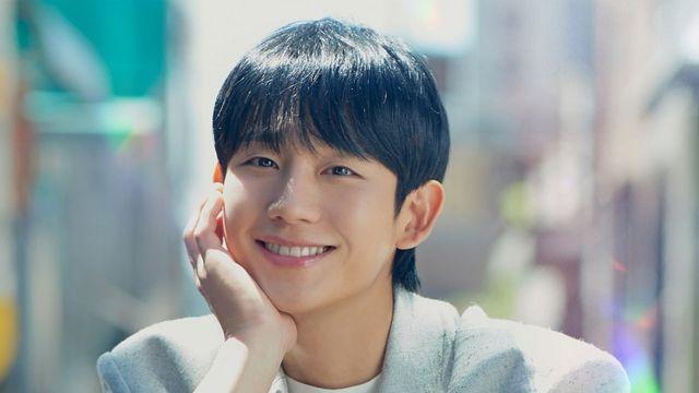 정해인, 영화 '베테랑2'·드라마 '엄친아' 열연에 OST까지…올라운더 활약ing