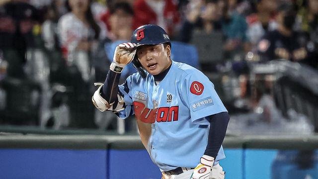 '명장'이 주목했던 롯데 유망주, KIA 상대 눈도장 '쾅'…주전 유격수 경쟁 뛰어들까