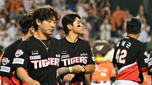 김도영, 최종전 멀티포로 극적 40-40 성공? 격려한 꽃감독 