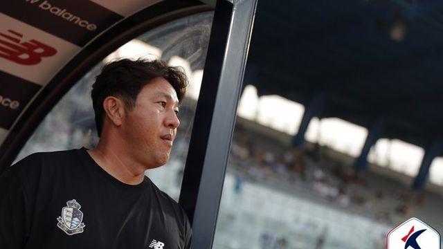 [K리그2 인터뷰] 승리 시 1위 안양과 3점 차...김도균 감독 “아직은 조심스럽다”