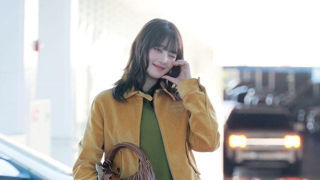 (여자)아이들 민니, 로우라이즈 미니 스커트도 찰떡…상큼 볼하트[포토]