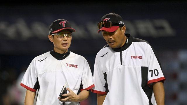 ‘PS에서 코칭스태프 의견 80% 반영’ 결정한 LG 염경엽 감독 “타선의 힘이 가장 중요…준PO 전까지 훈련에 집중”