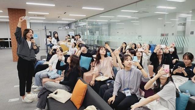 [대학소식] 한국교원대, 이색체험 「책과 함께하는 도서관 별빛캠핑」