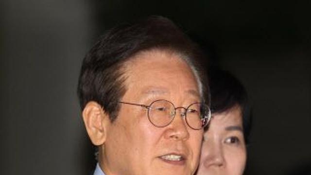 이재명, '위증교사 기소' 녹취 공유 