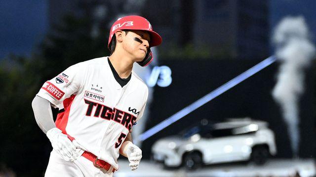 '김도영 포함' KBO, 2024시즌 MVP 후보 18명 공개…신인왕 후보도 확정 [공식발표]