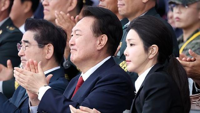 김건희 여사, '불기소' 처분…대통령실 