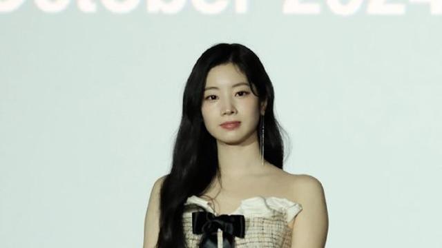 다현, 첫 영화로 BIFF 휩쓸었다…레드카펫·GV·아시아스타상 수상