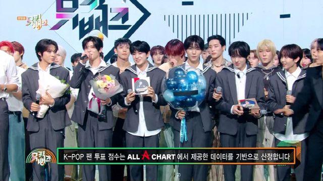 NCT 위시, 첫 지상파 음방 1위… 'SM 선배' 슈주 응원 훈훈