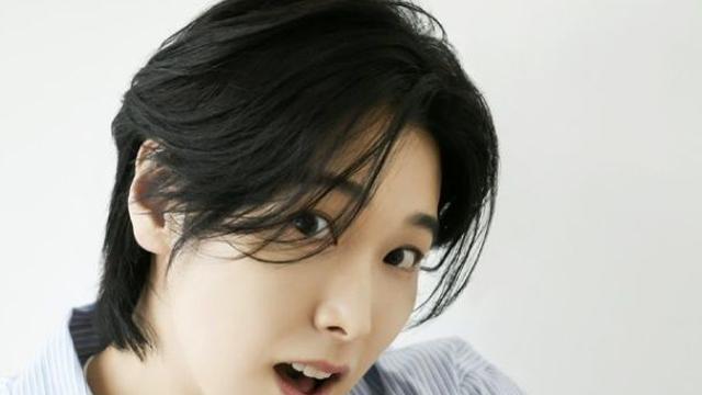 [단독] '10년만 아빠 된' 성민 