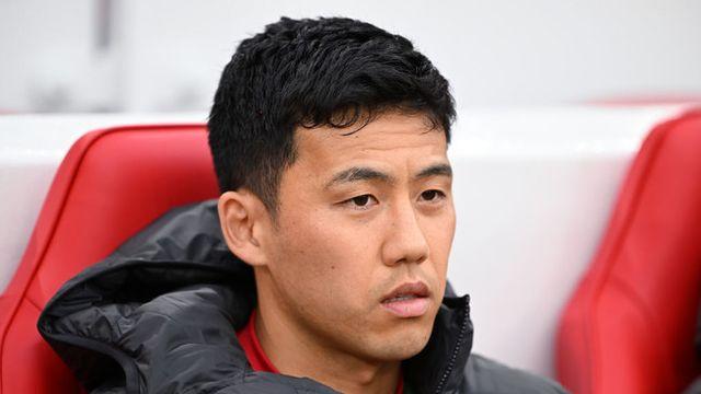 日 국대 주장, 굴욕이다...감독 바뀌자마자 벤치행→PL 도전은 여기서 끝?