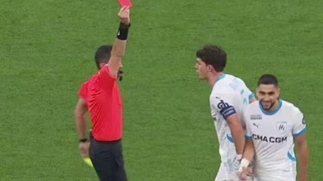 '단 3분 만에 경고 두 장→레드카드!' 매디슨 조롱했던 프랑스 MF...심판 결정에 폭소