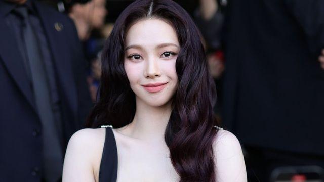 [HD] 에스파(aespa) 카리나(KARINA) 밀라노 패션위크 프라다 25SS 컬렉션 패션쇼 고화질 화보