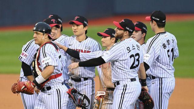 LG, PO 2차전 승리하며 1승 1패